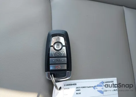 2023 Ford Explorer Xlt z USA, uszkodzony, nr VIN 1FMSK8DH6PGC33797